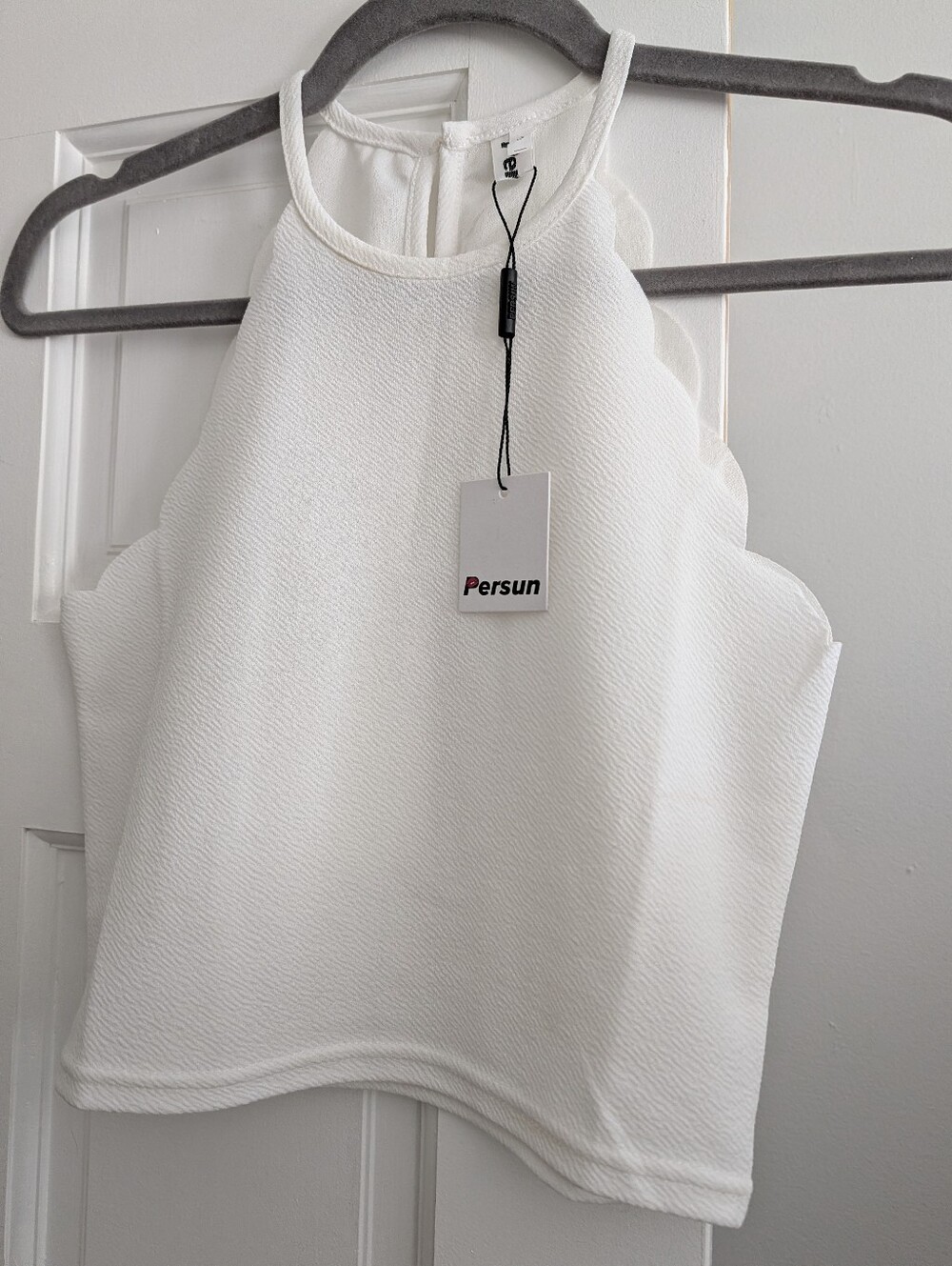 Scallop-Edge White Cropped Halter Tank Top - Women